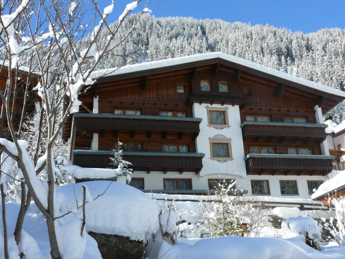 Apart - und Frühstückspension Jägerheim Kaunertal Exterior foto
