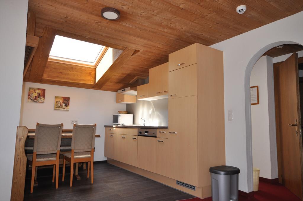 Apart - und Frühstückspension Jägerheim Kaunertal Habitación foto