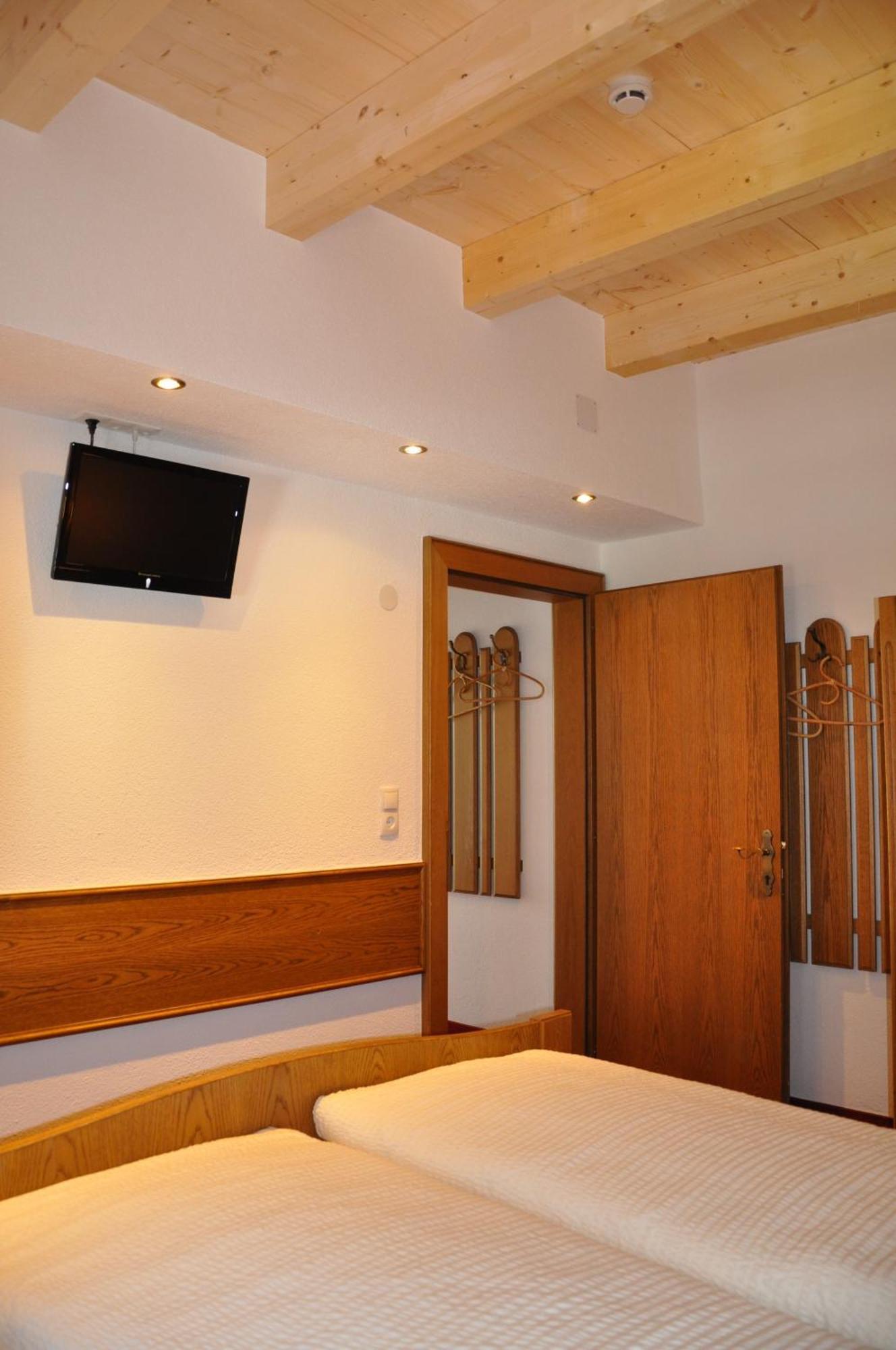Apart - und Frühstückspension Jägerheim Kaunertal Habitación foto