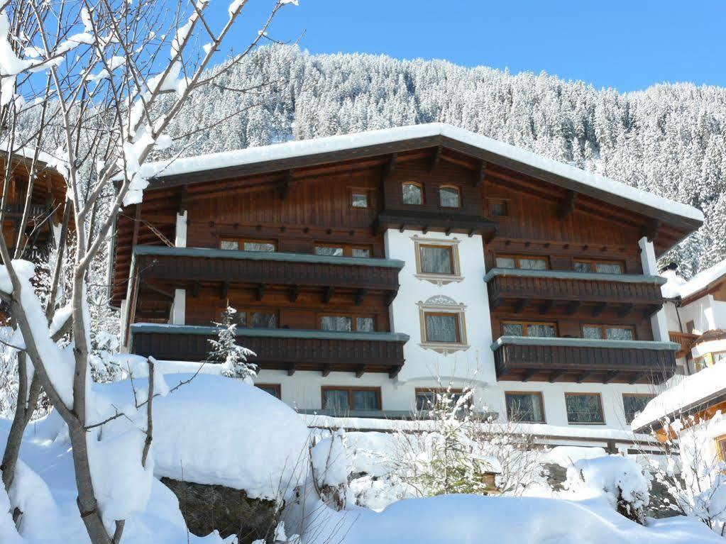 Apart - und Frühstückspension Jägerheim Kaunertal Exterior foto